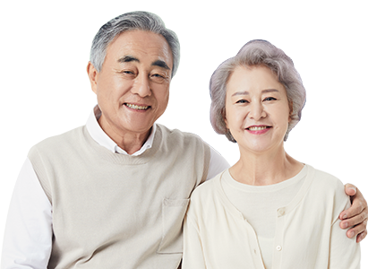 어깨동무한 노부부