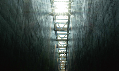 어둠을 가른 한줄기빛<br/>뜨겁게 타오른 3·1의 함성