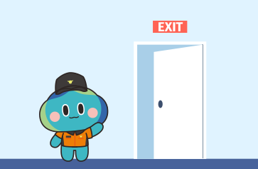 소방관 봉공이가 비상구를 안내하고 있음