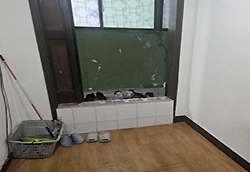 (구리시) 입구 계단 및 안전손잡이 설치 사업 전 사진