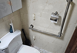 (연천군) 안전손잡이 설치 사업 후 사진