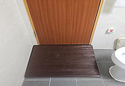 (용인시) 화장실 경사로 설치 사업 후 사진