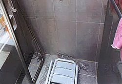 (하남시)　욕실 접이식 의자 및 안전손잡이 설치 사업 전 사진